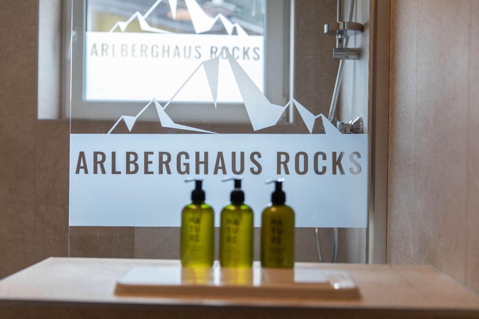 Вілла Arlberghaus Rocks Флірш Екстер'єр фото